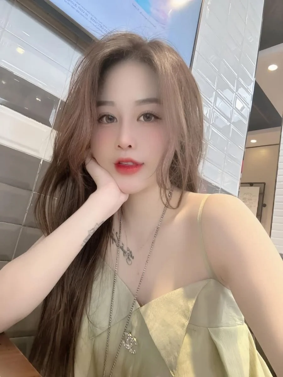sex mặc váy - mẫu 43