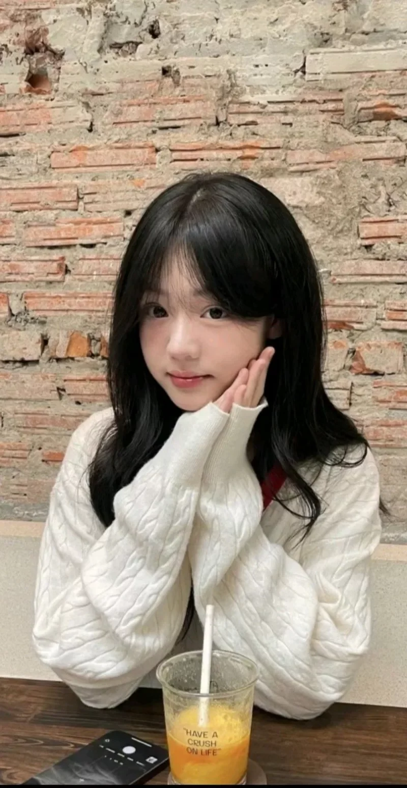 Kho ảnh gái xinh cute đẹp nhất với biểu cảm đáng yêu khó quên