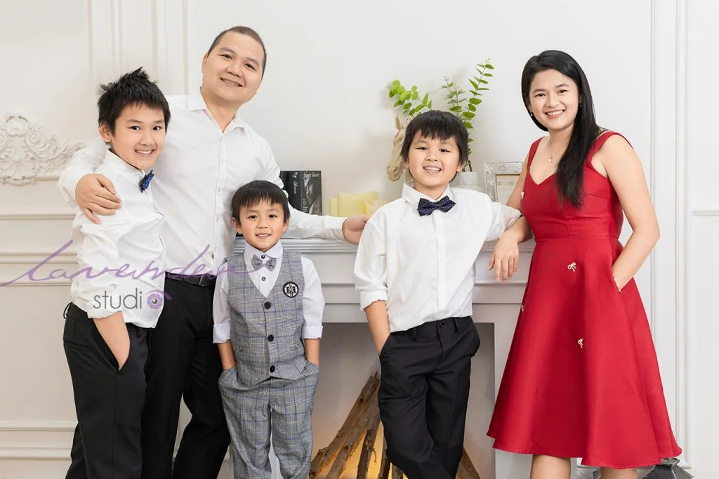 Điểm qua 10 dịch vụ chụp ảnh gia đình uy tín ở Việt Nam – Lavender Advertising Việt Nam
