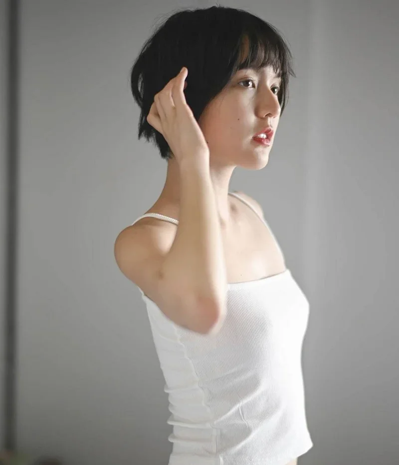 Hải Tú gợi cảm trong bộ album ảnh khỏa thân (4)