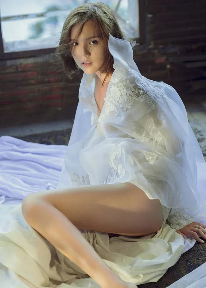 Hải Tú gợi cảm trong bộ album ảnh khỏa thân (3)