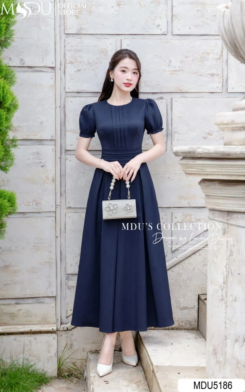 Đầm Dạ Hội Dài – Sự Lựa Chọn Sang Trọng Cho Đầm Dự Tiệc Cưới Tuổi 40