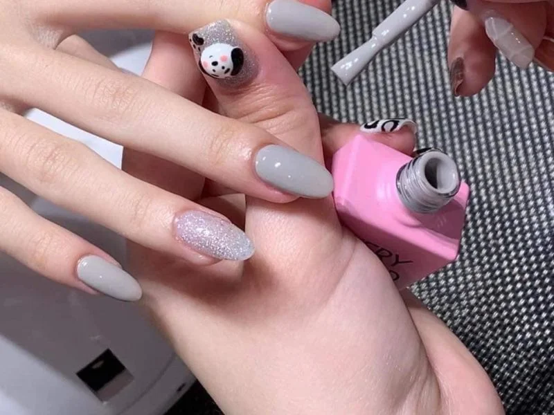 20+ Mẫu Nail Chụp Ảnh Cưới Đẹp Nhẹ Nhàng, Sang Trọng Cho Cô Dâu 2026