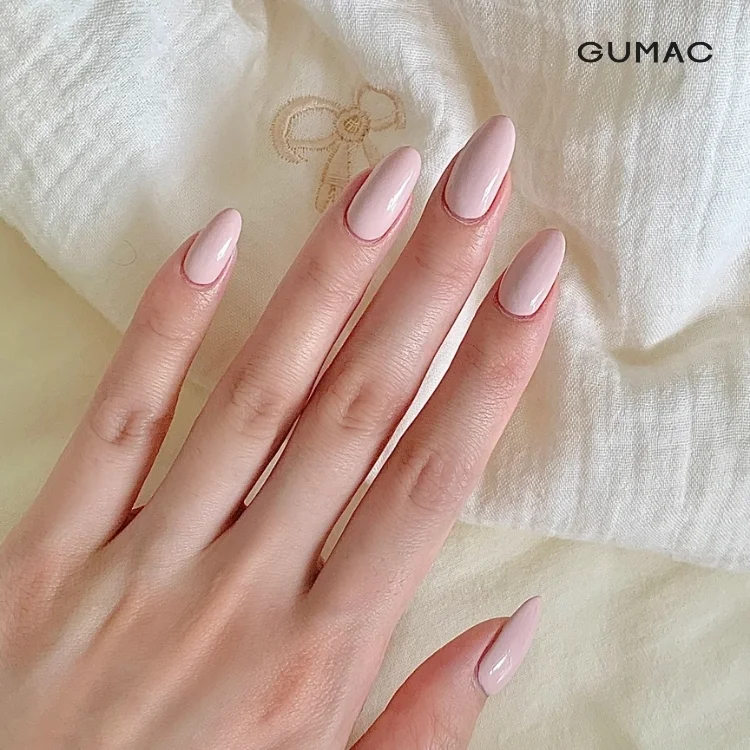 mau nail tay don gian nhe nhang