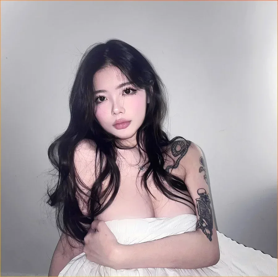 Trên Instagram cá nhân, Khúc Thị Hương thường chia sẻ những bức ảnh đẹp