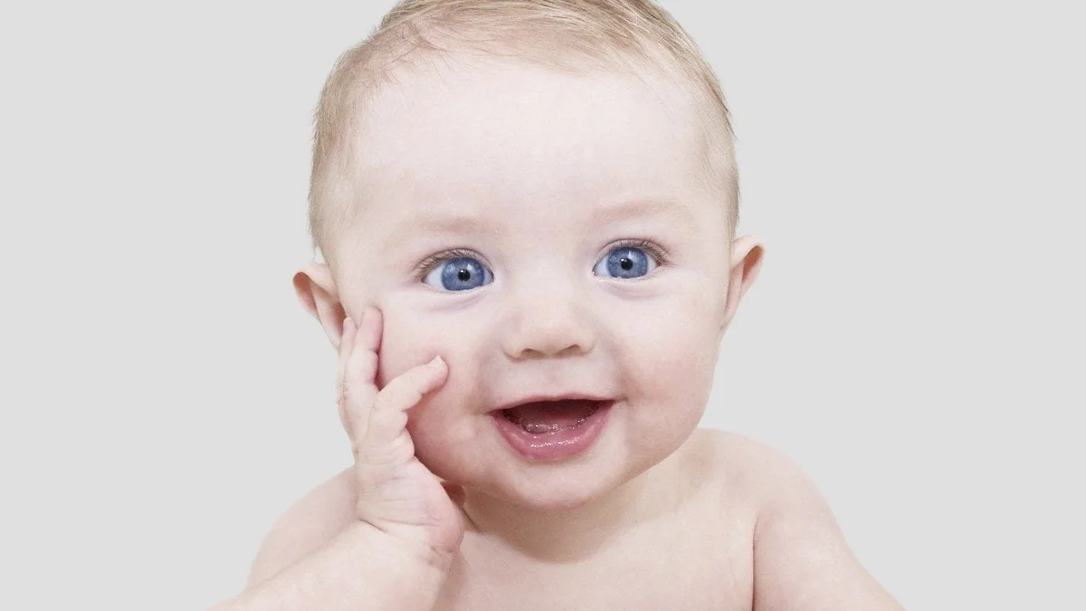 ảnh em bé cười đẹp nhất