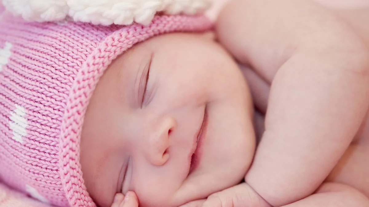 tải Ảnh em bé cười hồn nhiên