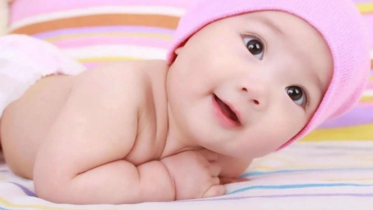 hình Ảnh em bé cười ngộ nghĩnh
