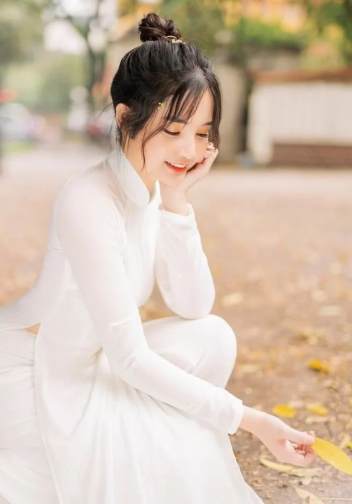 20 Kiểu tóc mặc áo dài học sinh giúp nàng chiếm spotlight vì quá xinh