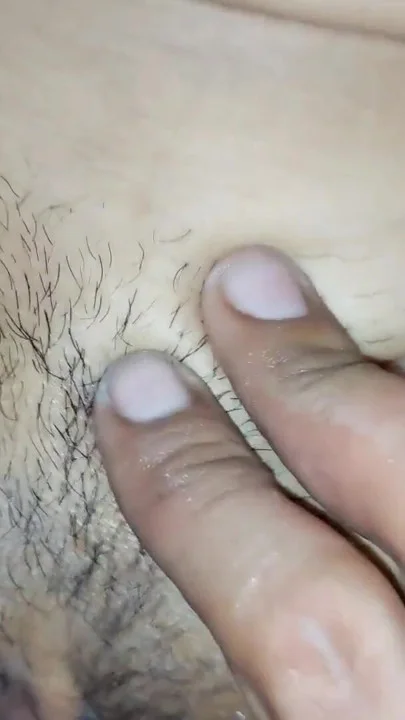 Hai chị em cùng phòng tắm và địt nhau lần đầu tiên. | Đoạn video ngắn 1